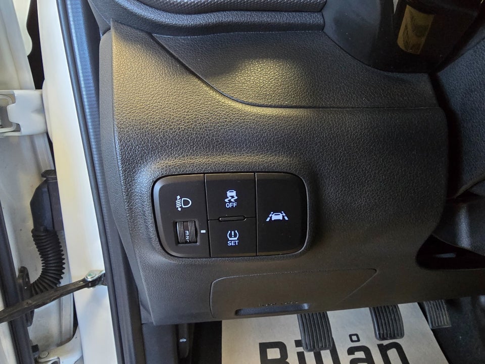 Hyundai i10 1,0 MPi Essential 5d