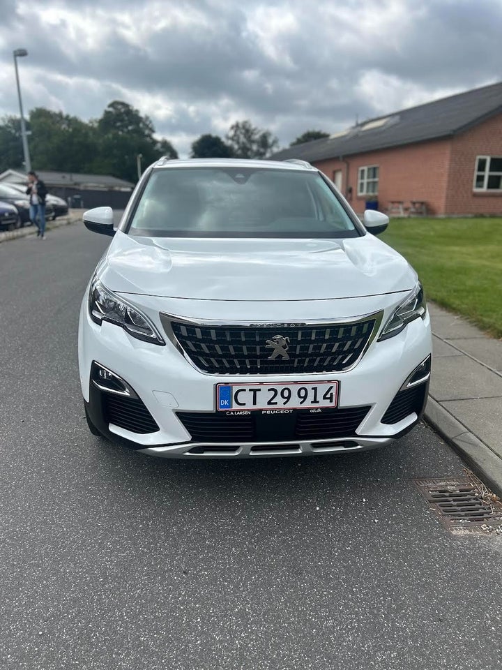 Peugeot 3008 1,2 e-THP 130 Allure 5d