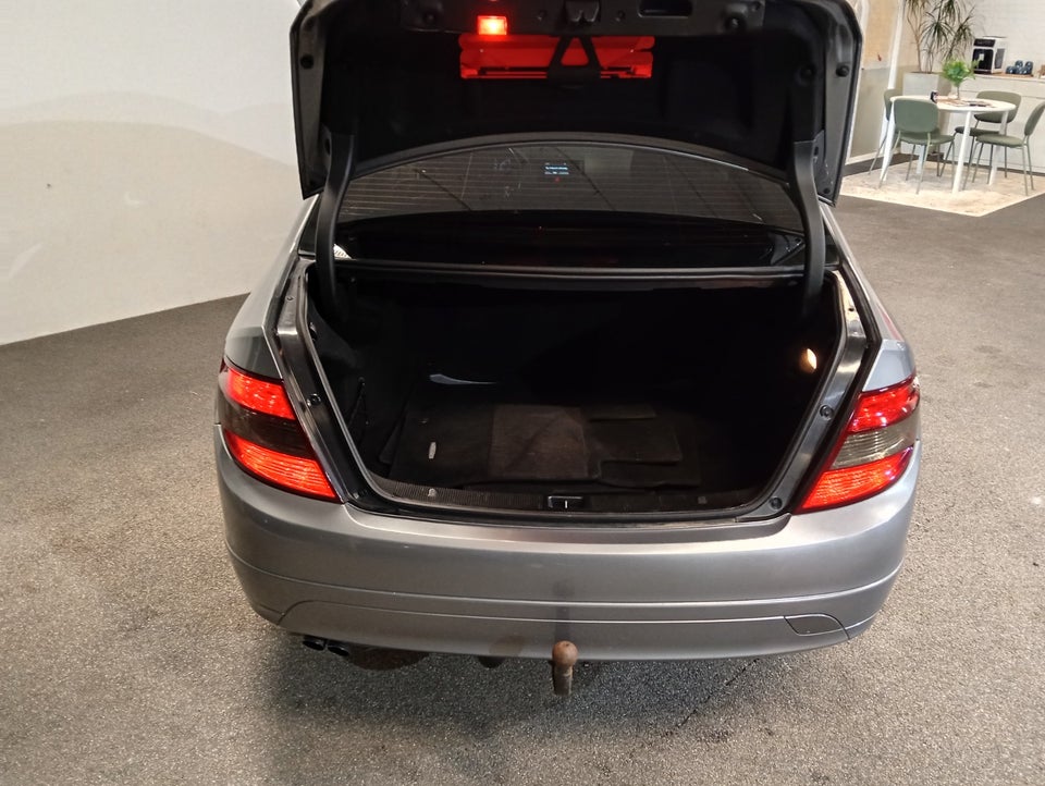 Mercedes C200 2,2 CDi aut. BE 4d
