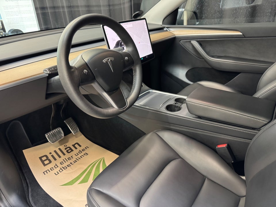 Tesla Model Y Long Range AWD 5d
