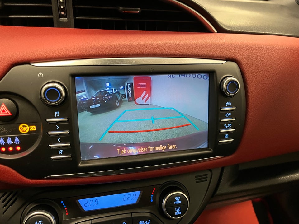 Toyota Yaris 1,5 Hybrid H3 Premium e-CVT 5d