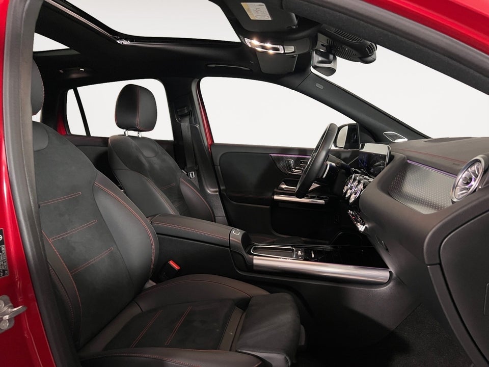 Mercedes EQA300 AMG Line 4Matic 5d