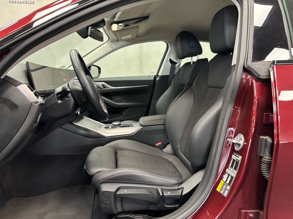 BMW i4 eDrive40 Charged 5d