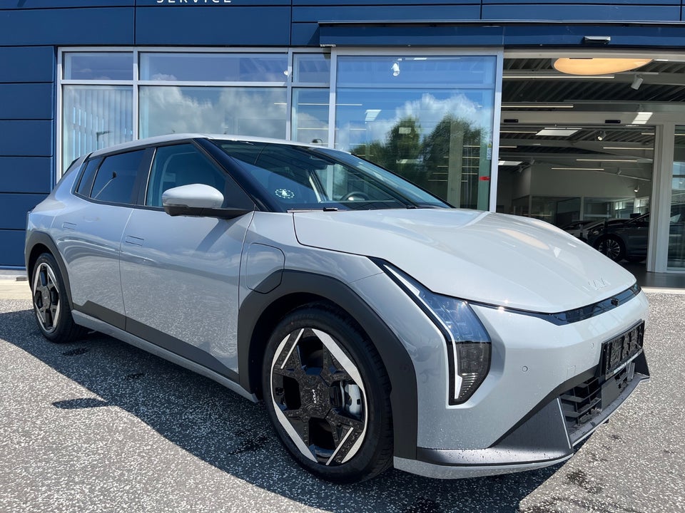 Kia EV4 81 Long Range Earth 5d