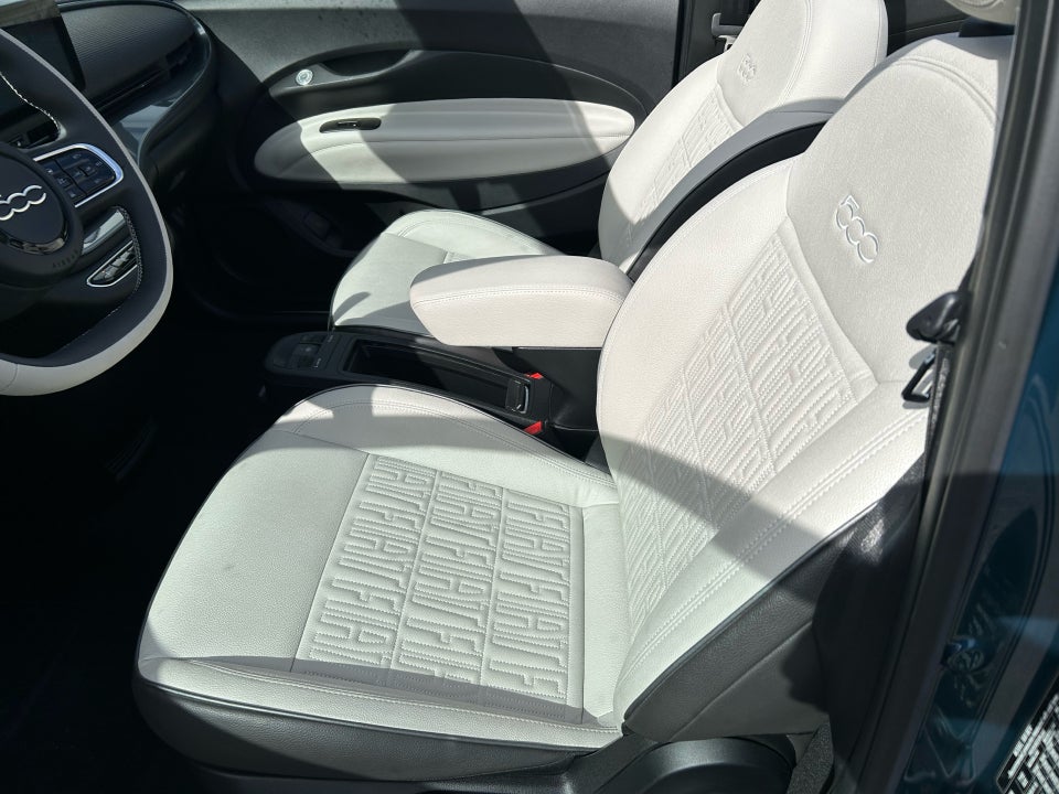 Fiat 500e 42 la Prima Cabrio 2d