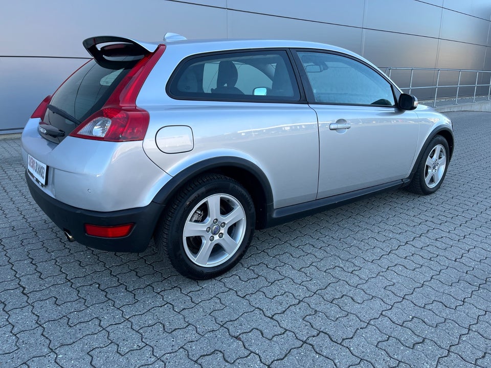Volvo C30 2,4 D5 aut. 3d