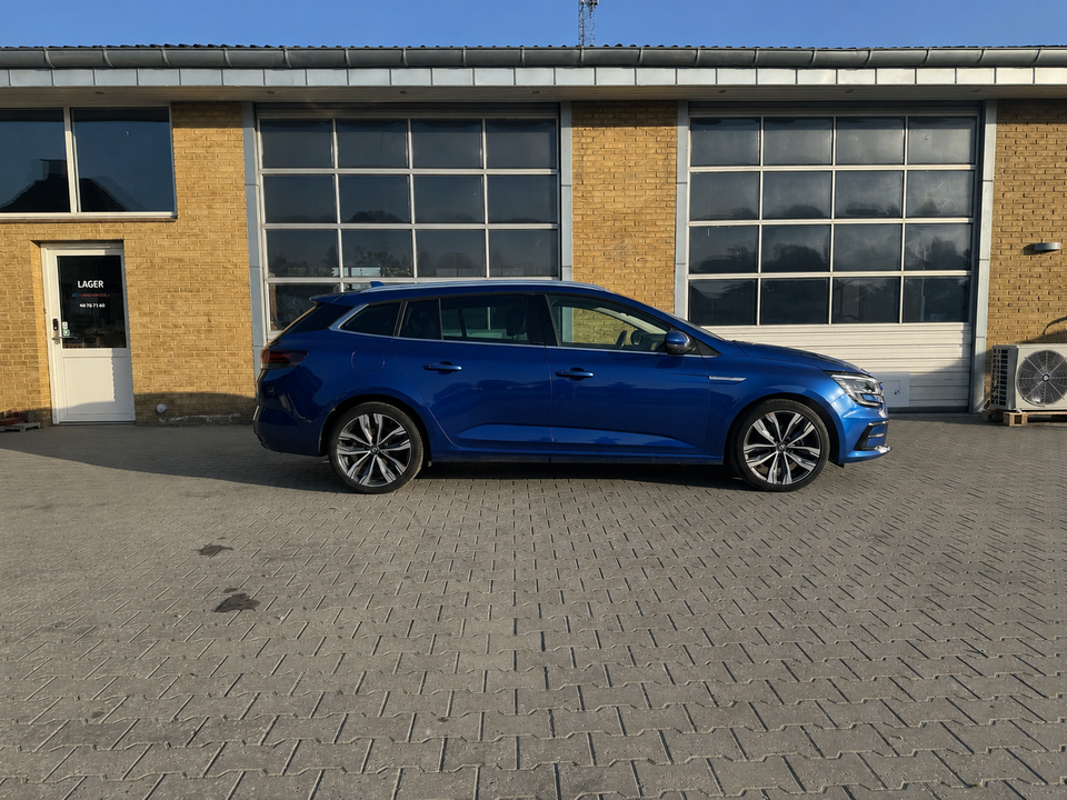 Renault Megane IV 1,6 E-Tech Intens Sport Tourer 5d