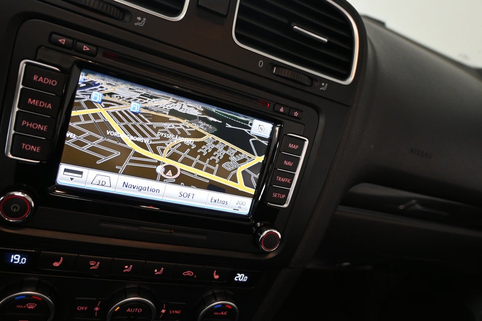 VW Golf VI 2,0 GTi Cabriolet DSG 2d