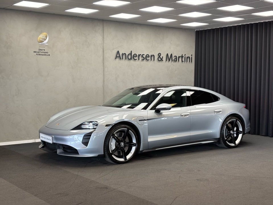 Porsche Taycan Turbo Performance+  4d