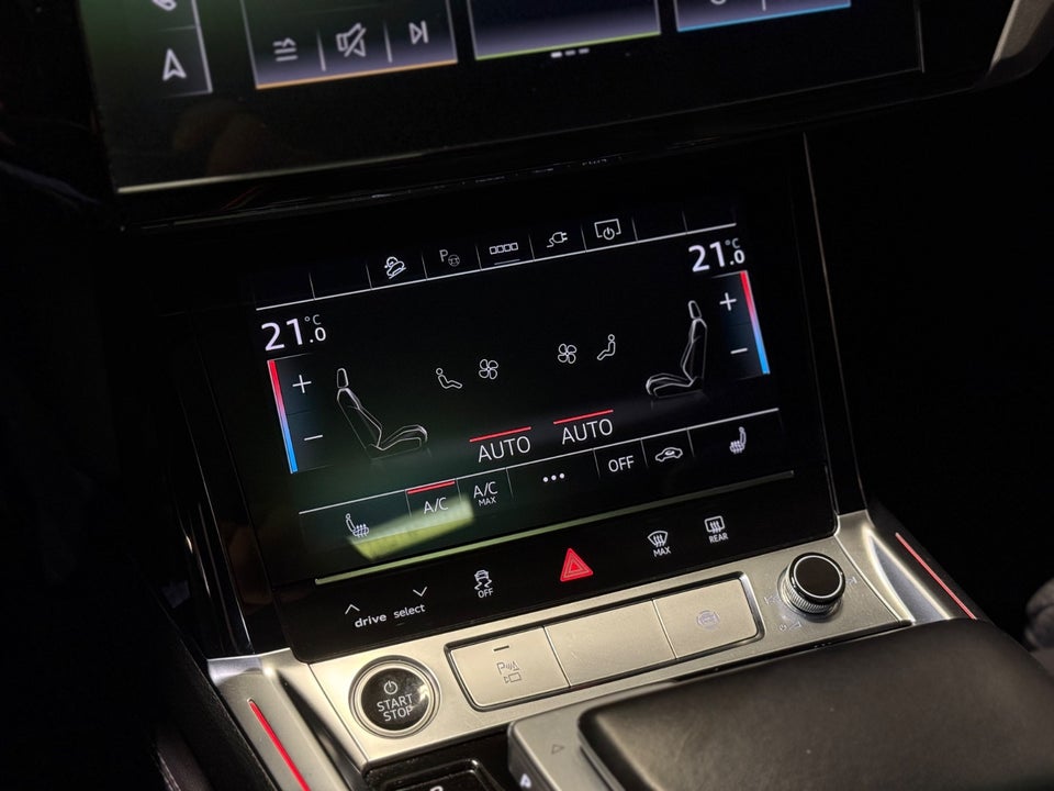Audi e-tron 55 S-line quattro 5d