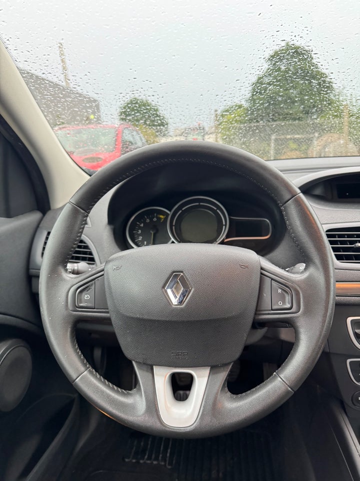 Renault Megane III 1,6 110 Expression Sport Tourer 5d