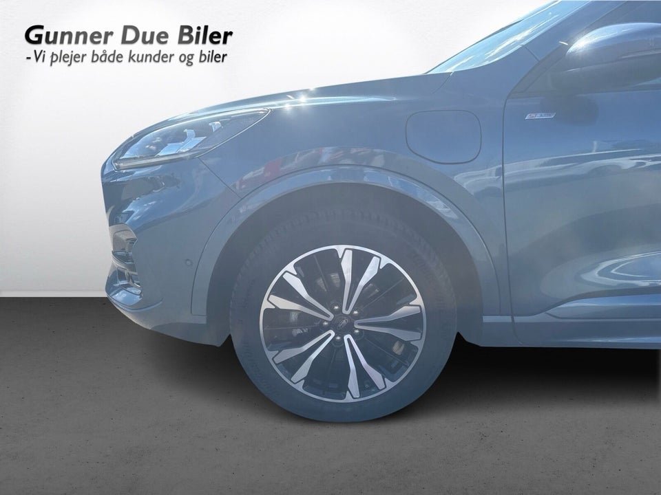 Ford Kuga 2,5 PHEV ST-Line X CVT 5d