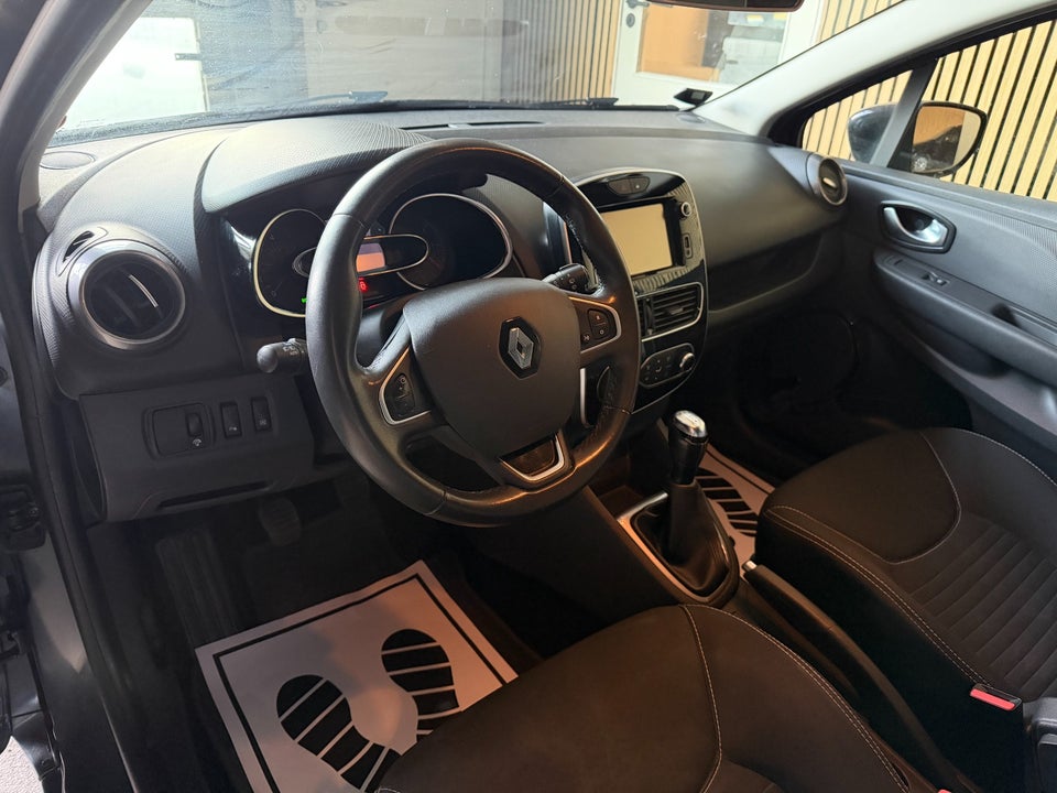 Renault Clio IV 1,5 dCi 90 Limited Sport Tourer 5d