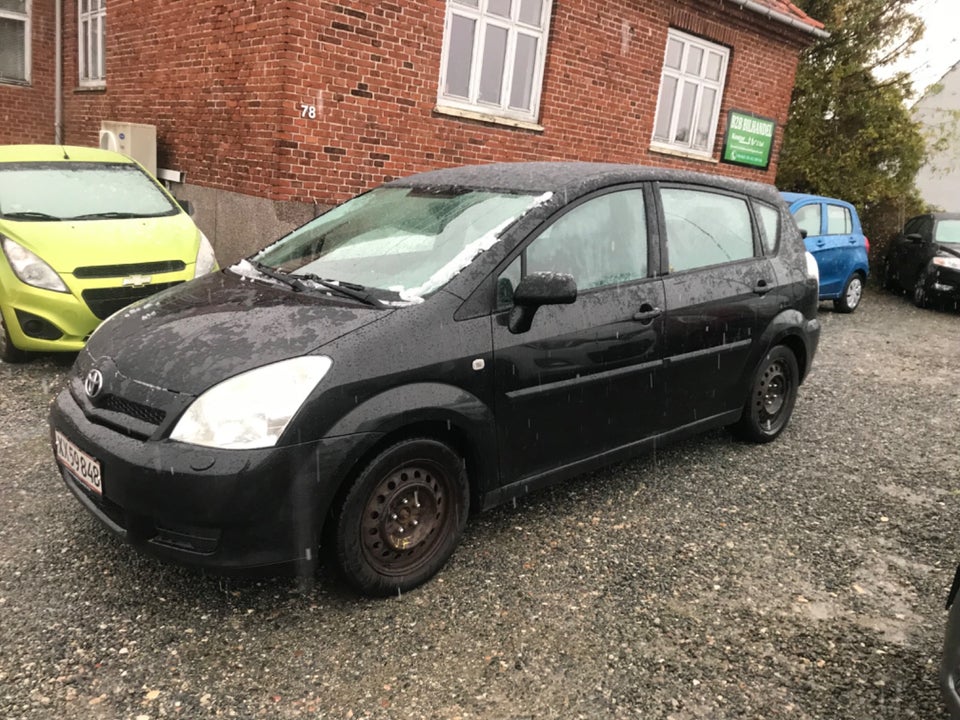 Toyota Corolla Verso 1,8 Sol 7prs 5d