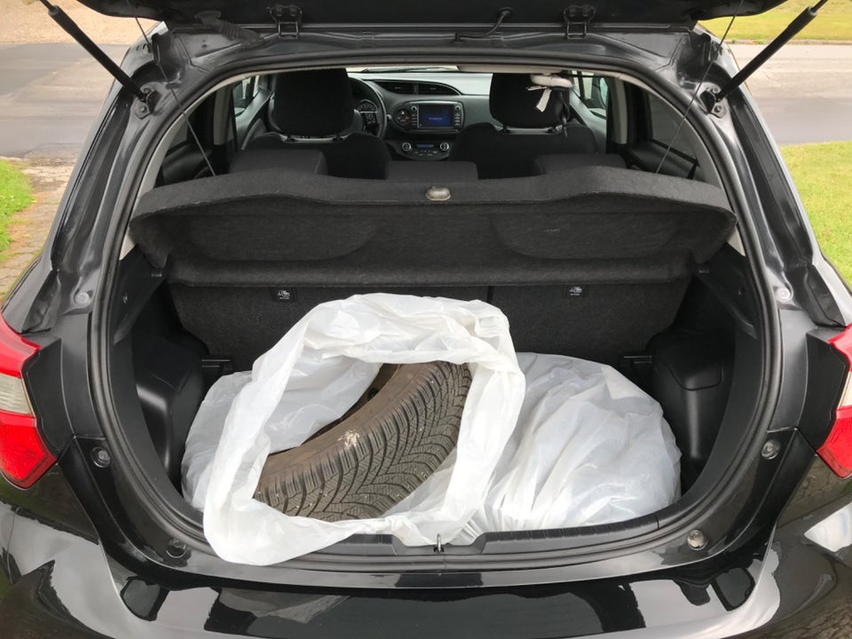 Toyota Yaris 1,5 VVT-i T2 5d