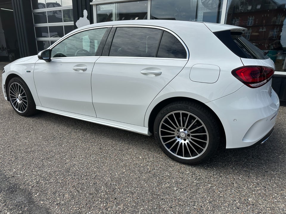 Mercedes A250 e 1,3 AMG Line aut. 5d