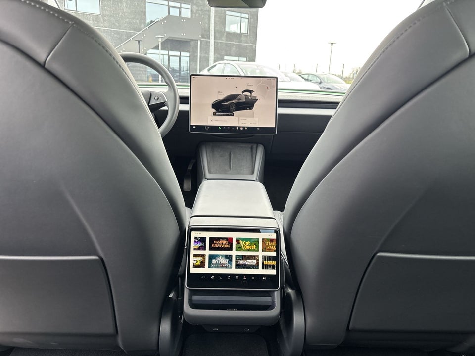 Tesla Model 3 RWD 4d