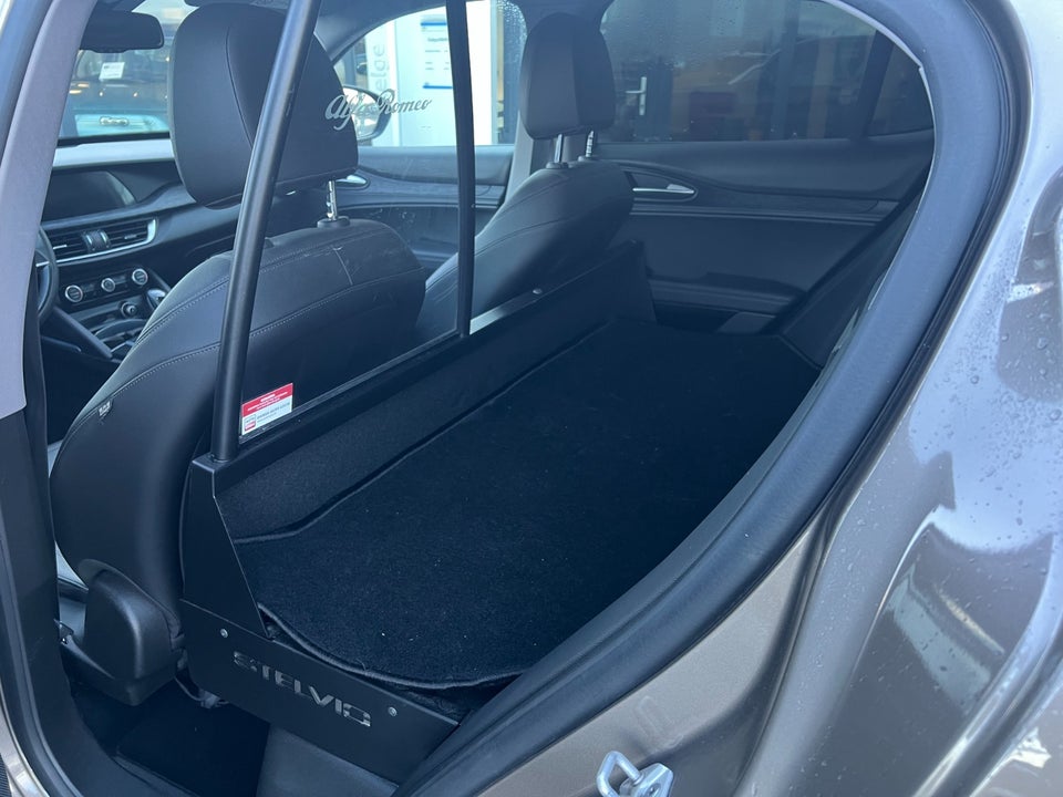 Alfa Romeo Stelvio 2,2 JTD 190 Edizione aut. Van 5d