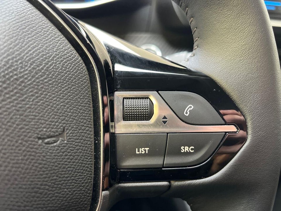 Peugeot 208 1,2 PureTech 100 Allure Pack 5d