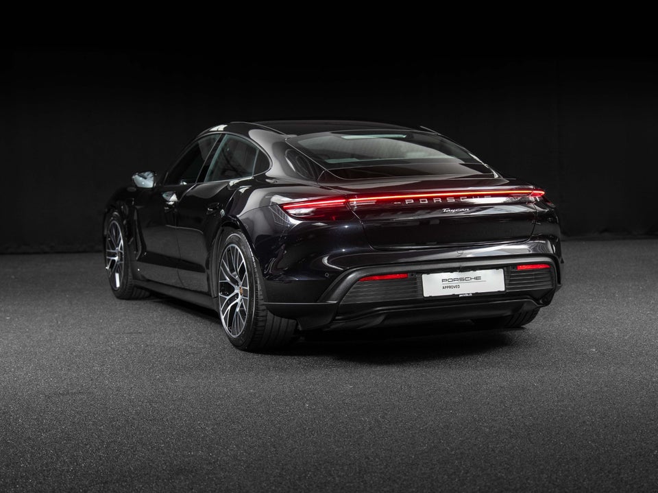 Porsche Taycan 4d