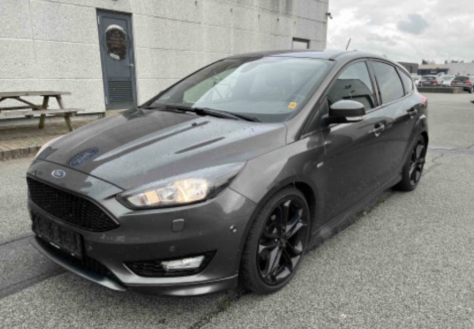 Ford Focus 1,0 SCTi 125 ST-Line+ 5d