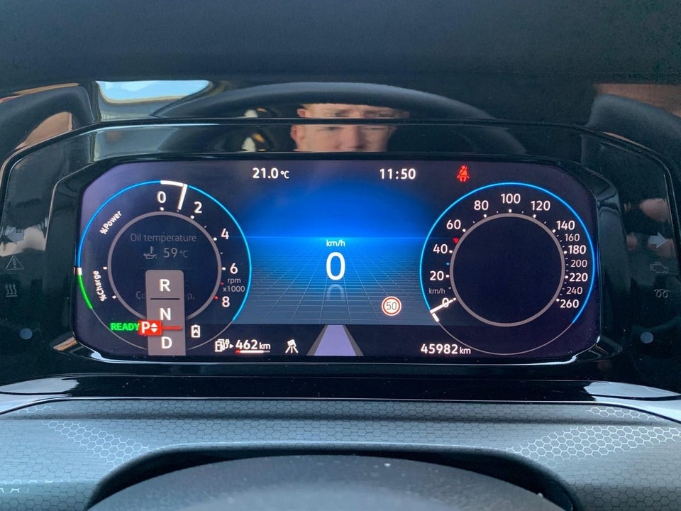 VW Golf VIII 1,4 GTE DSG 5d