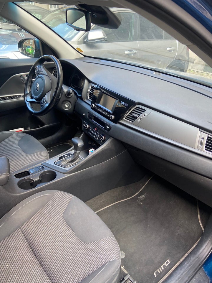 Kia Niro 1,6 HEV Comfort DCT 5d