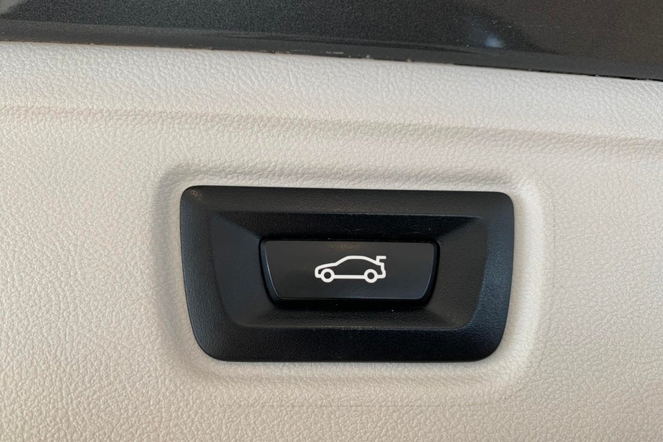 BMW 320d 2,0 Touring Sport Line aut. 5d