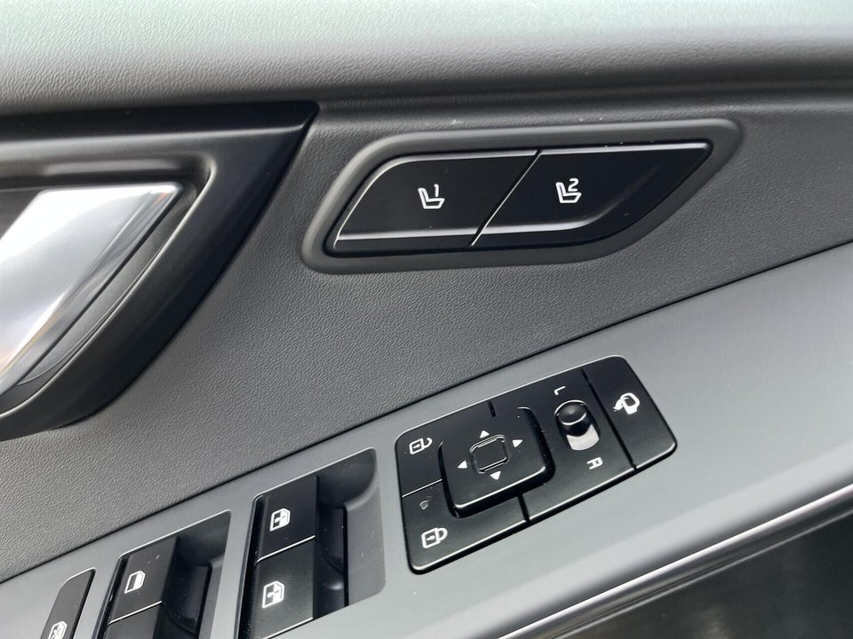 Kia Niro 64 EV Upgrade 5d