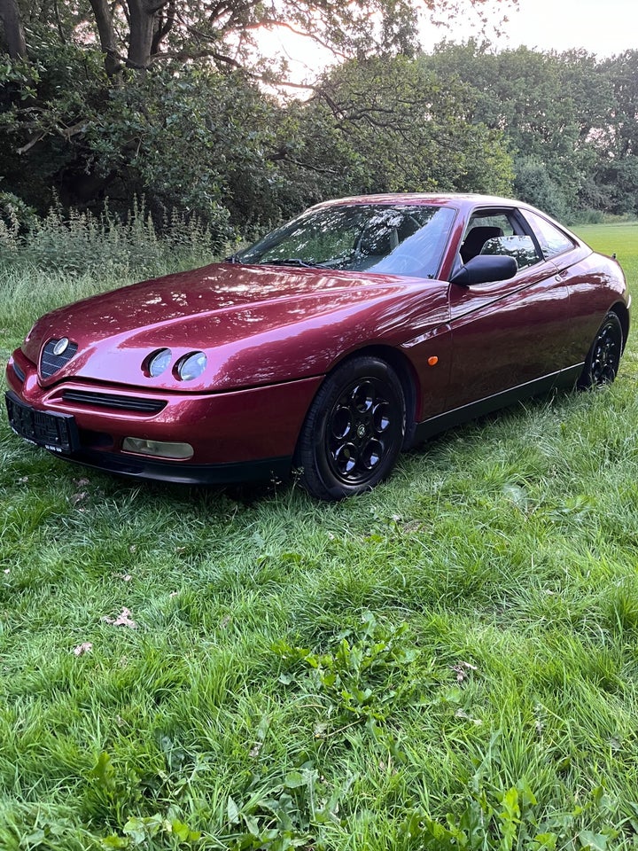 Alfa Romeo GTV 2,0 TS L 2d