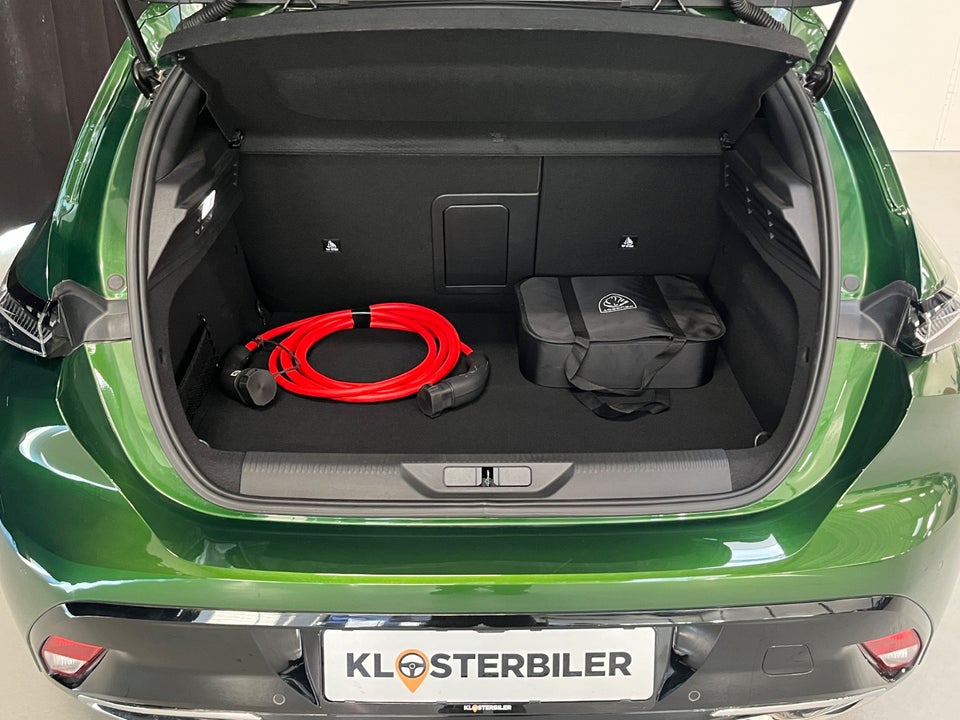 Peugeot e-308 54 GT 5d