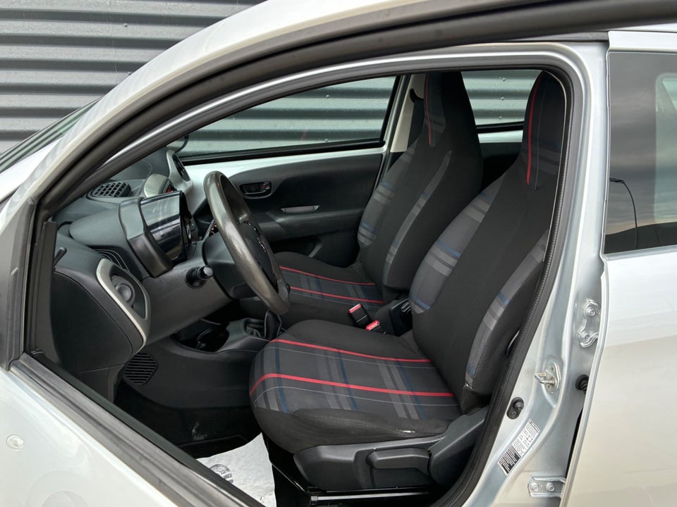 Peugeot 108 1,0 e-VTi 69 Access 5d