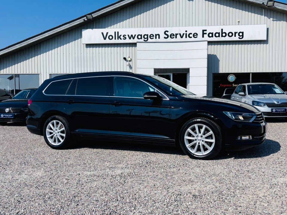 VW Passat 2,0 TDi 190 Comfortline Variant DSG Van 5d