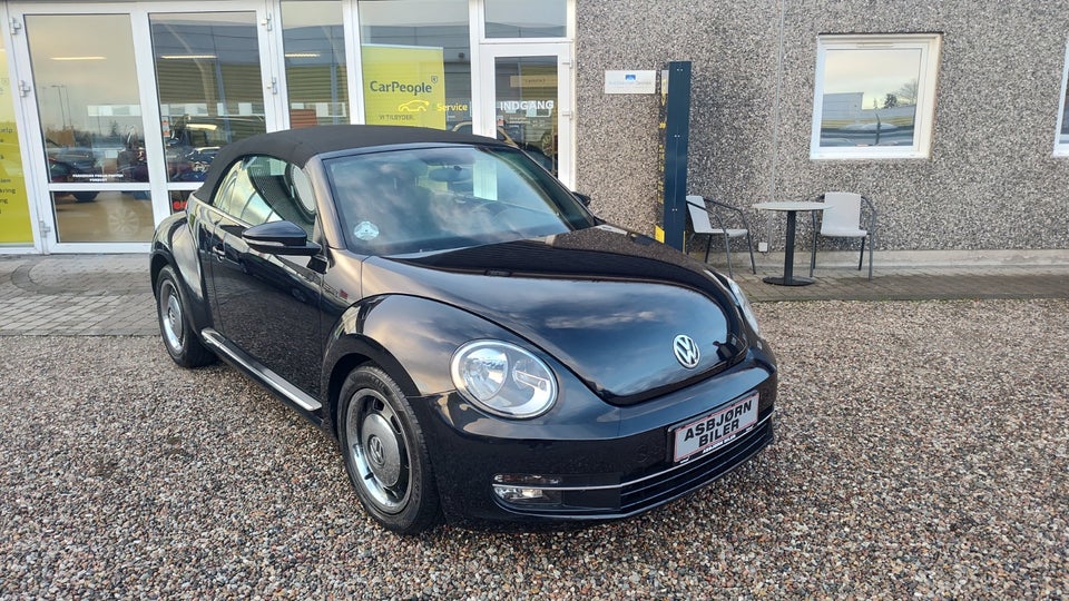 VW The Beetle 1,2 TSi 105 Design Cabriolet 2d