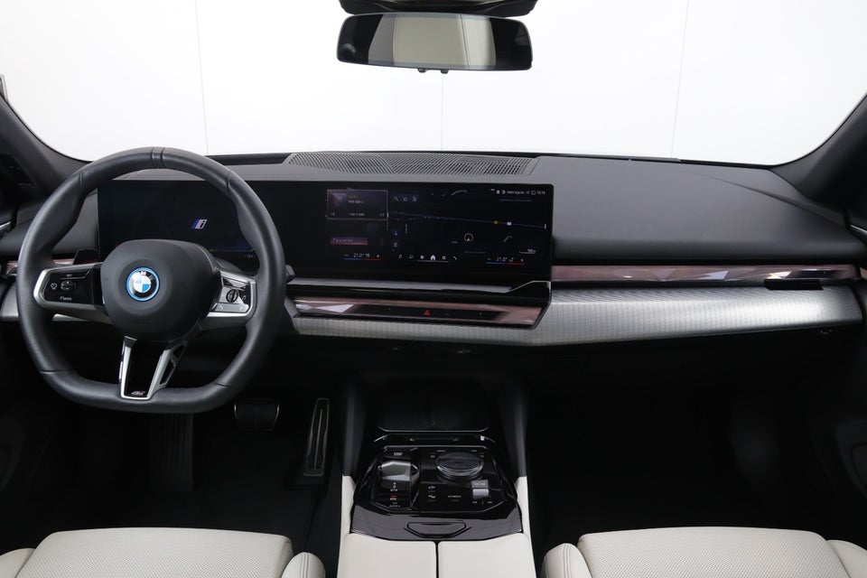 BMW i5 eDrive40 Touring M-Sport 5d