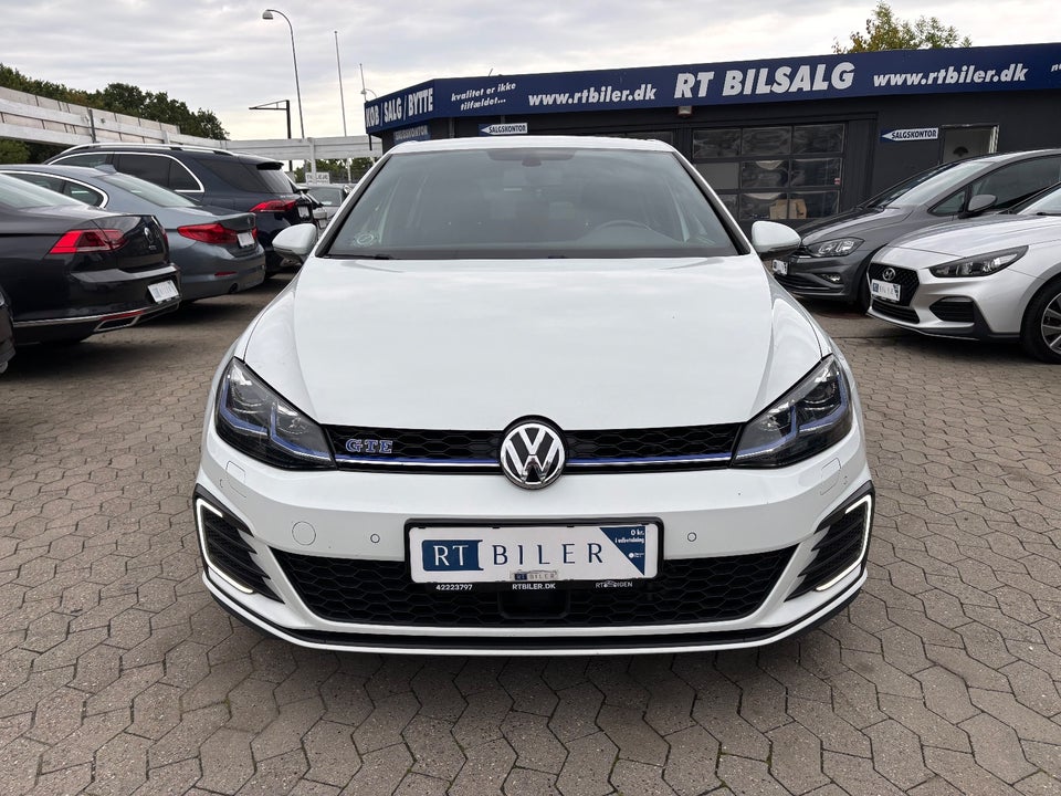 VW Golf VII 1,4 GTE DSG 5d