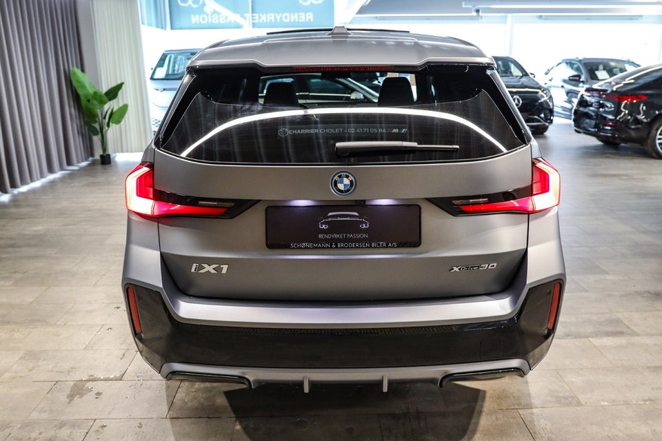 BMW iX1 xDrive30 M-Sport Premium 5d