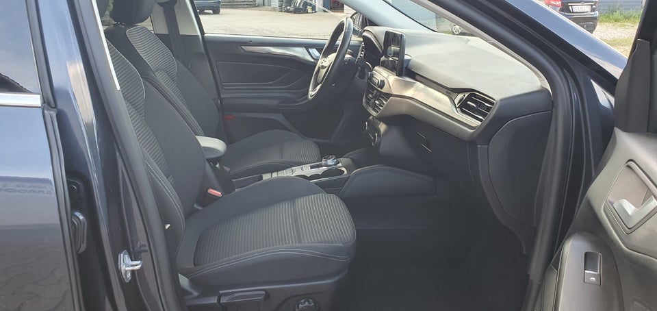 Ford Focus 1,0 EcoBoost Titanium stc. aut. 5d