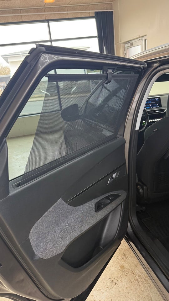 Peugeot 5008 1,5 BlueHDi 130 Allure 7prs 5d