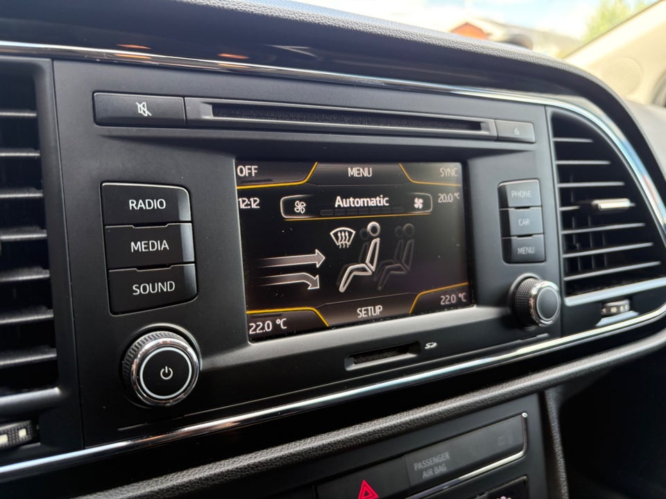 Seat Leon 1,6 TDi 105 Style 5d