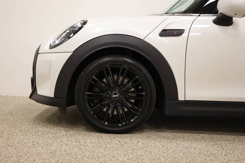 MINI Cooper S 2,0 Essential Cabriolet aut. 2d