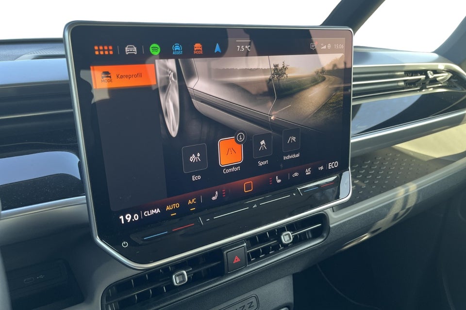 VW ID.Buzz 79 Life+ SWB 5d