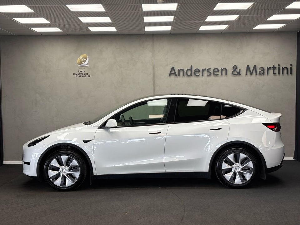 Tesla Model Y RWD 5d