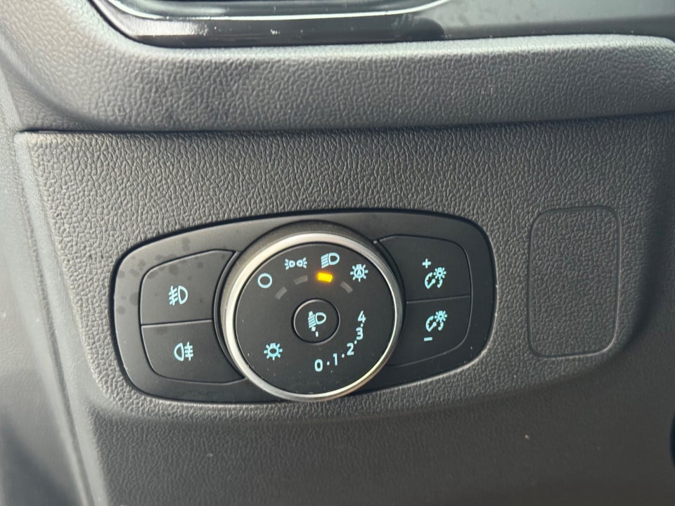 Ford Focus 1,5 EcoBlue Titanium X stc. 5d