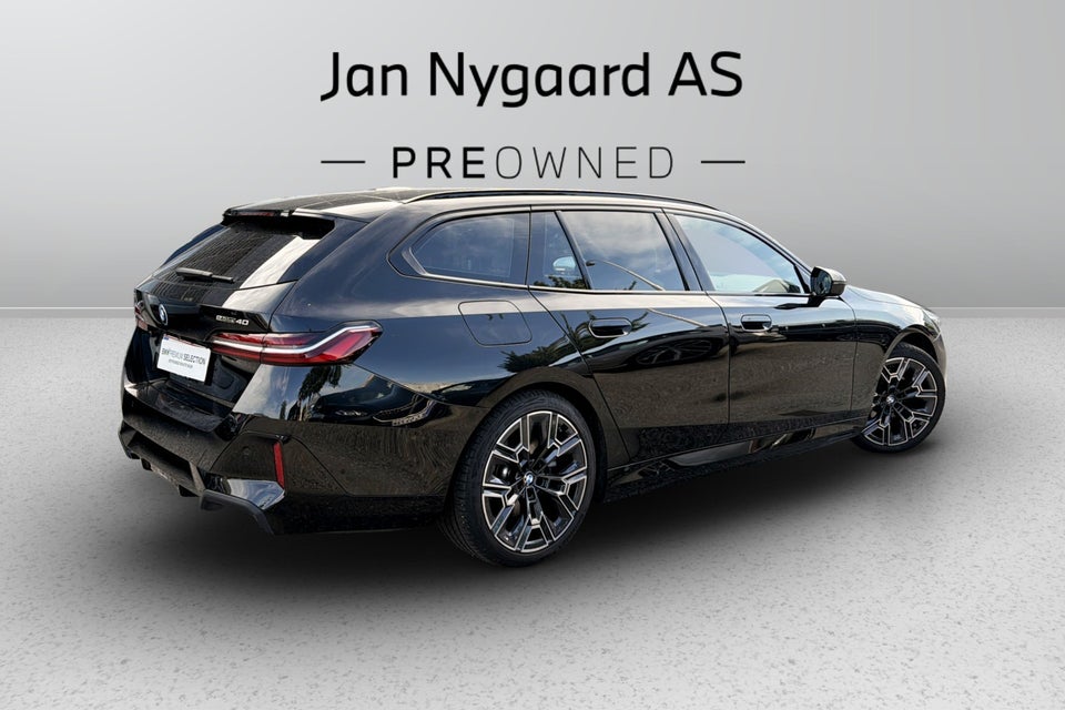BMW i5 eDrive40 Touring Fully Charged M-Sport 5d