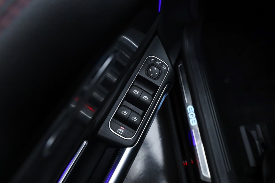 Mercedes EQB250+ AMG Advance 5d