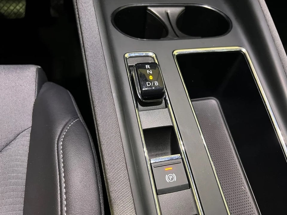 Skoda Enyaq 80 iV Plus Loft 5d