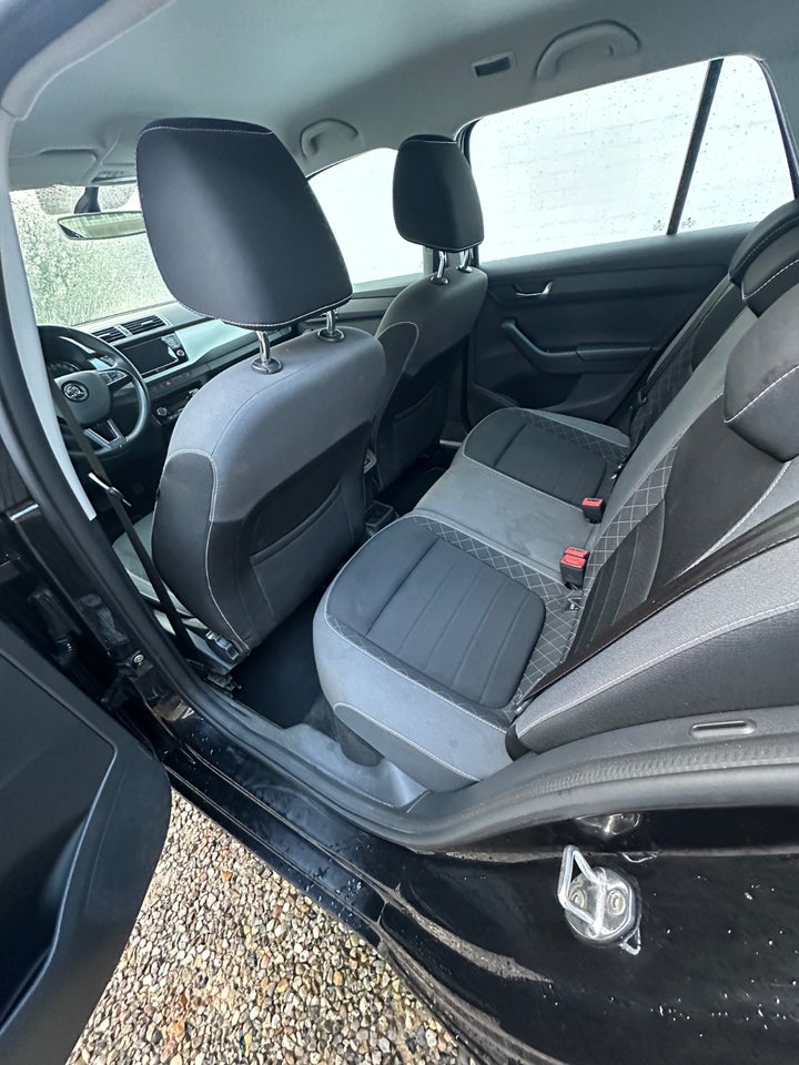 Skoda Fabia 1,0 TSi 110 Style Combi DSG 5d