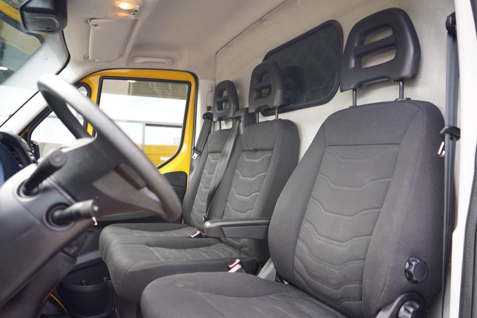 Iveco Daily 3,0 35C17 12m³ Van