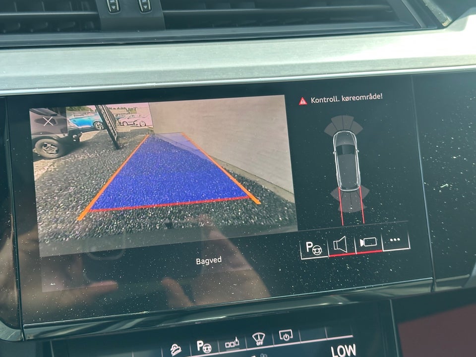 Audi e-tron 55 S-line quattro 5d